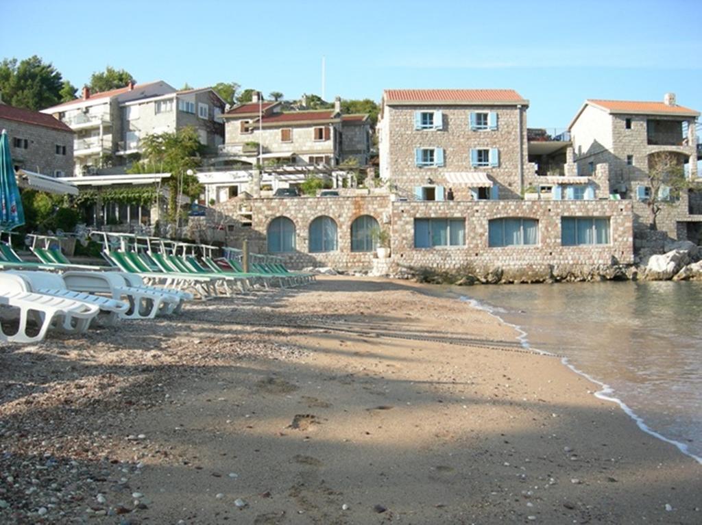 Guest House Villa Pastrovka Sveti Stefan Exterior foto