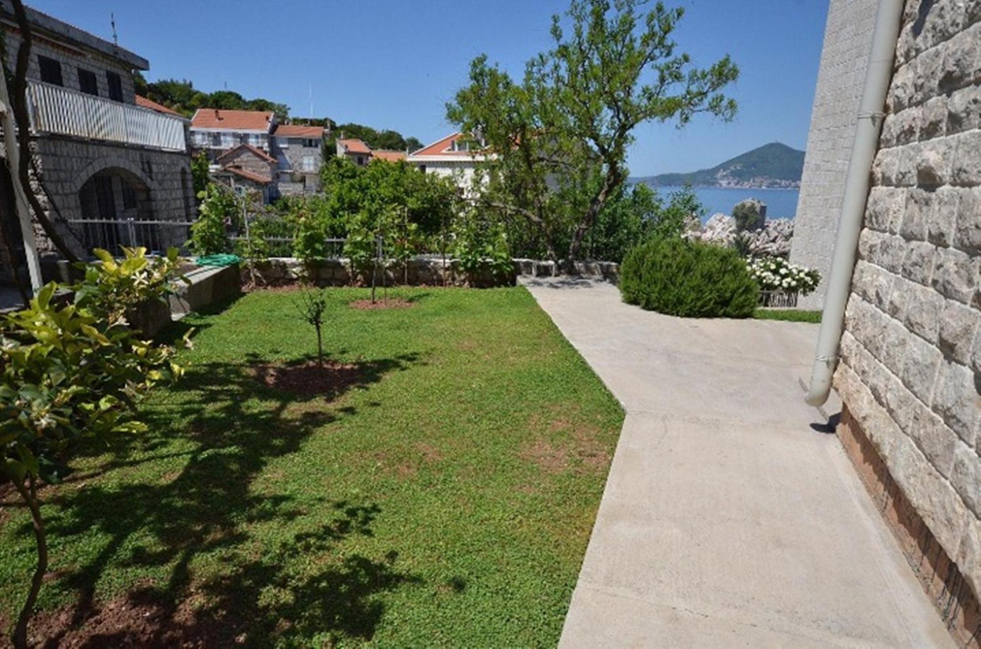 Guest House Villa Pastrovka Sveti Stefan Exterior foto